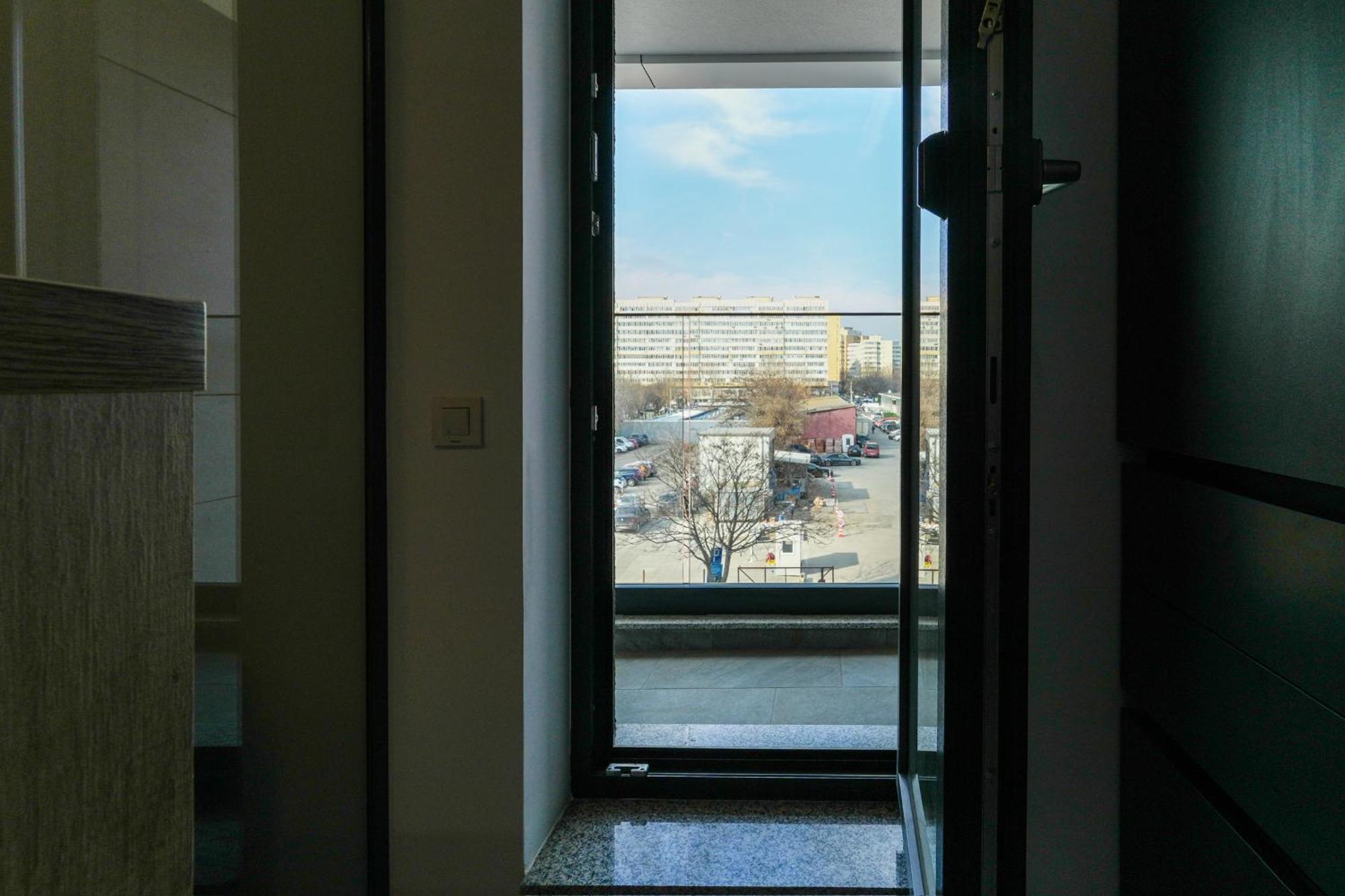 Sandra - Park-View Apt With Balcony & Parking 부쿠레슈티 외부 사진