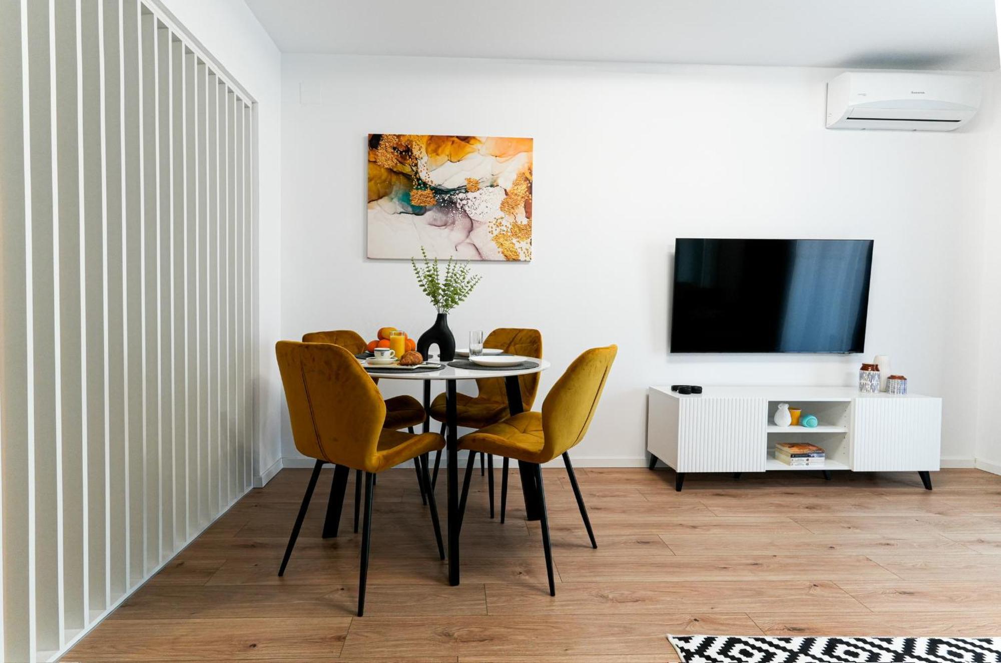 Sandra - Park-View Apt With Balcony & Parking 부쿠레슈티 외부 사진